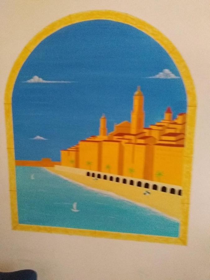 2 Pieces Idealement Placee Dans Le Centre Menton Exteriör bild